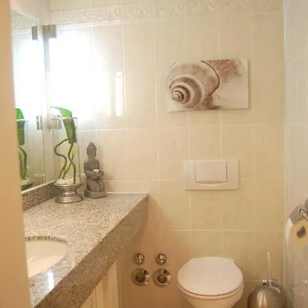 Haus Jahreszeiten Appartement Meeresrauscher By Unsere Urlaubszeit Binz Exterior photo