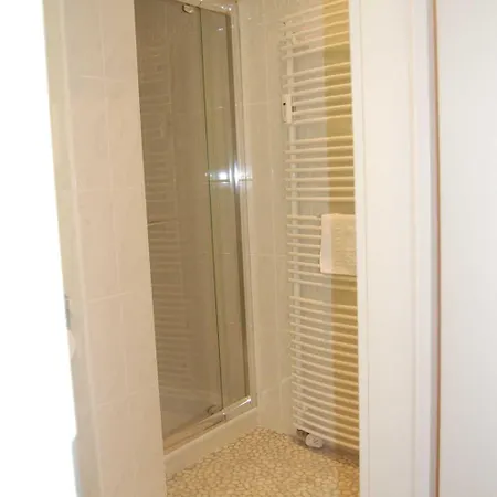 Haus Jahreszeiten Appartement Meeresrauscher By Unsere Urlaubszeit Binz Exterior photo